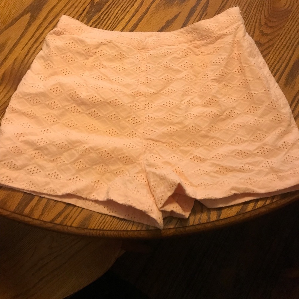 Lace pink shorts